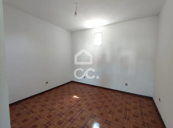 Moradia T6 para Venda em Santa Cruz/Trindade e Sanjurge Foto 35