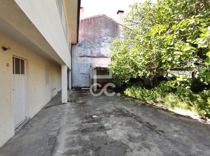 Moradia T6 para Venda em Santa Cruz/Trindade e Sanjurge Foto 14