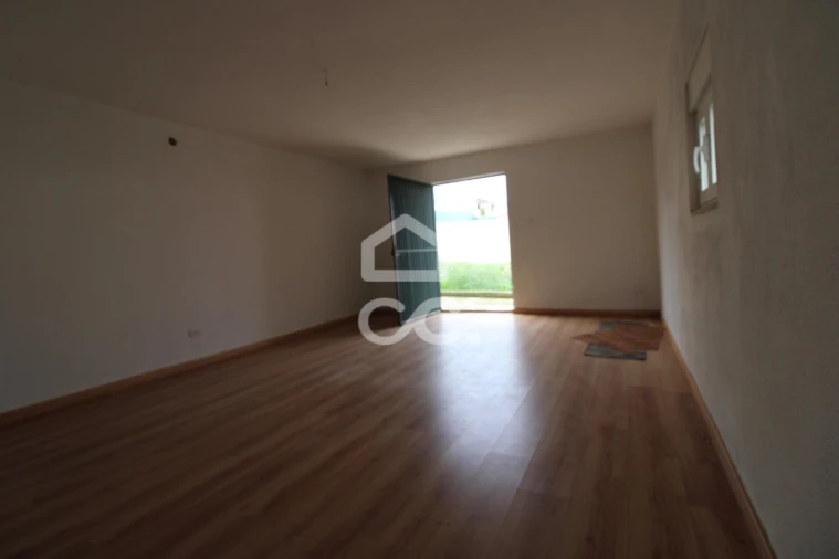 Moradia T6 para Venda em Santa Cruz/Trindade e Sanjurge Foto 24