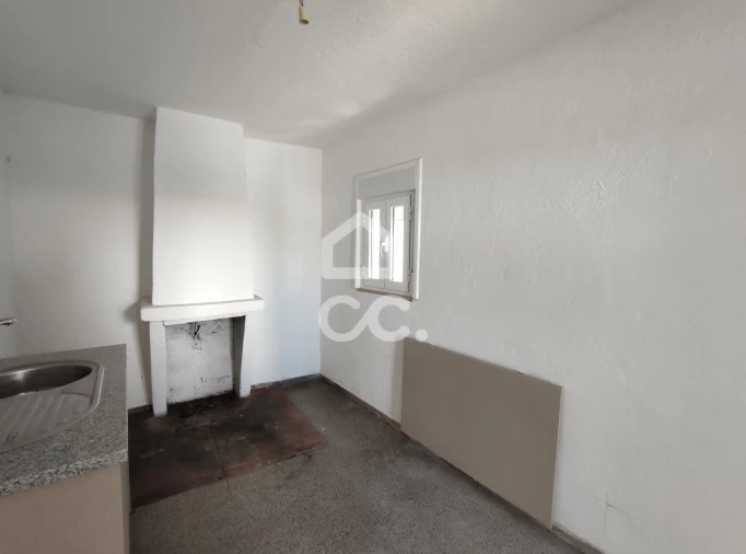 Moradia T6 para Venda em Santa Cruz/Trindade e Sanjurge Foto 16