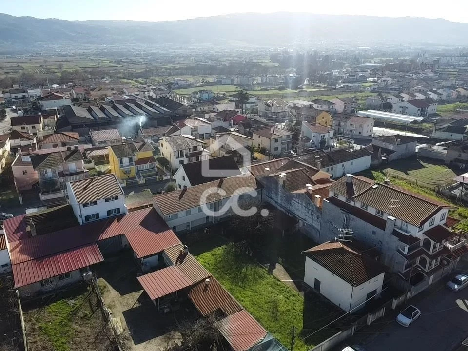 Moradia T6 para Venda em Santa Cruz/Trindade e Sanjurge Foto 4