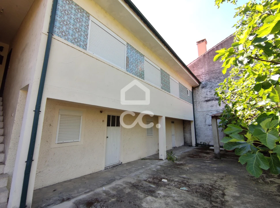 Moradia T6 para Venda em Santa Cruz/Trindade e Sanjurge Foto 29