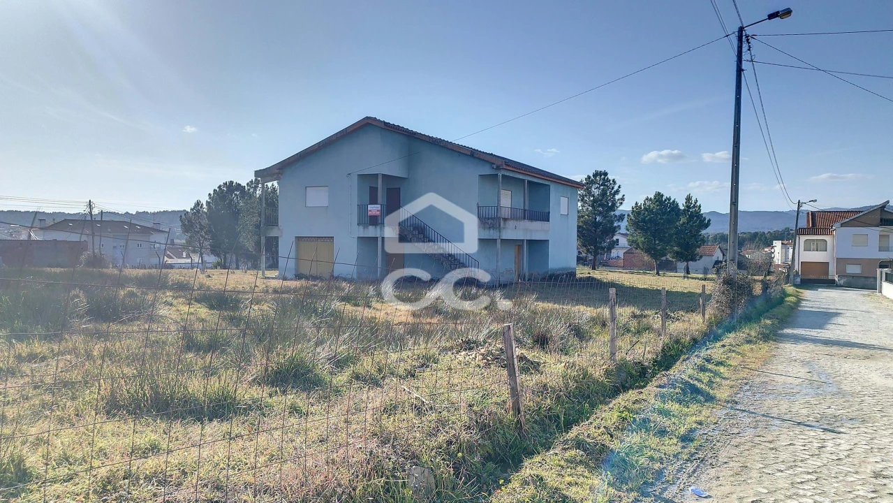 Terreno para Venda em Santa Cruz/Trindade e Sanjurge Foto 8