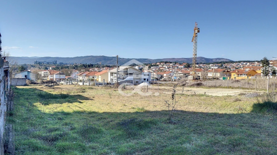 Terreno para Venda em Santa Cruz/Trindade e Sanjurge