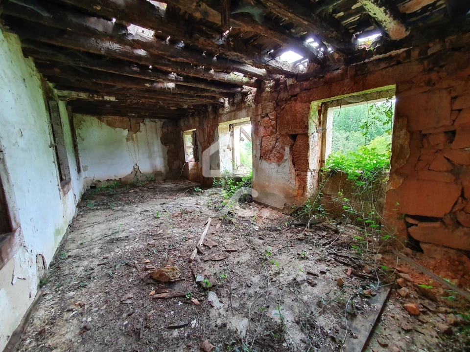 Moradia para Venda em Santa Maria Maior Foto 11