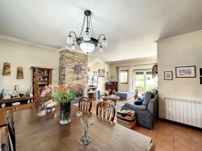 Moradia T3 para Venda em Santa Maria Maior Foto 3