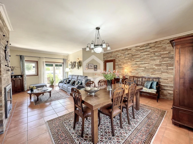 Moradia T3 para Venda em Santa Maria Maior Foto 2