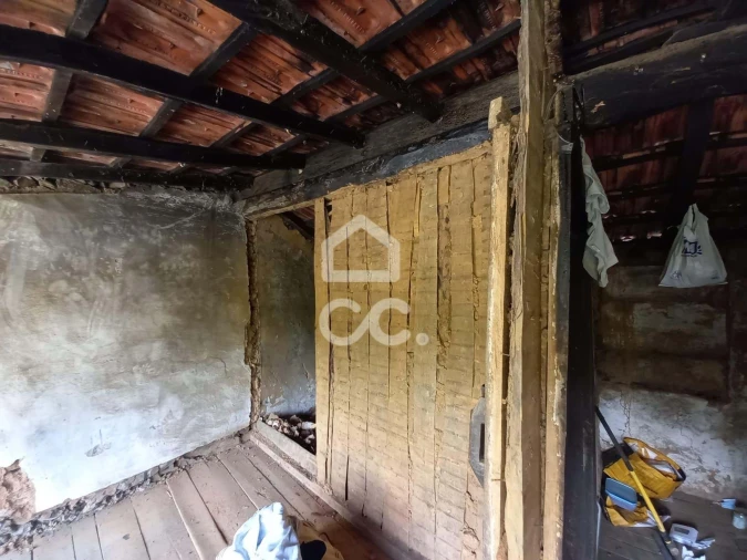 Moradia para Venda em Santa Maria de Emeres Foto 8