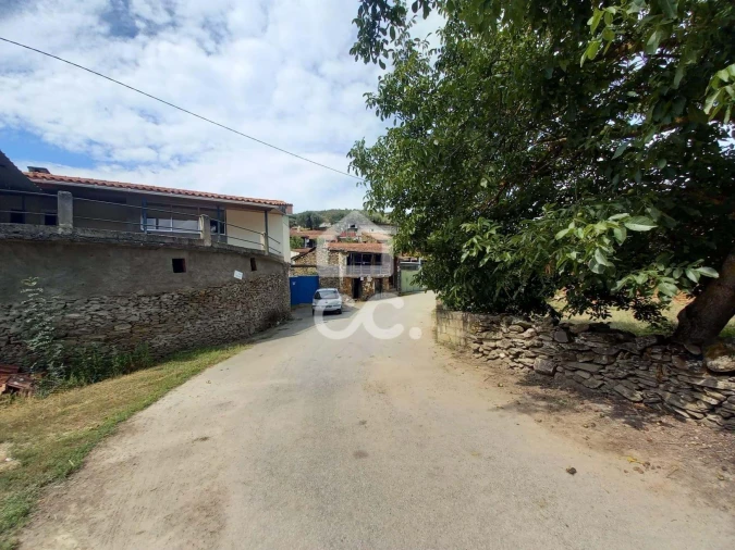 Moradia para Venda em Santa Maria de Emeres Foto 9