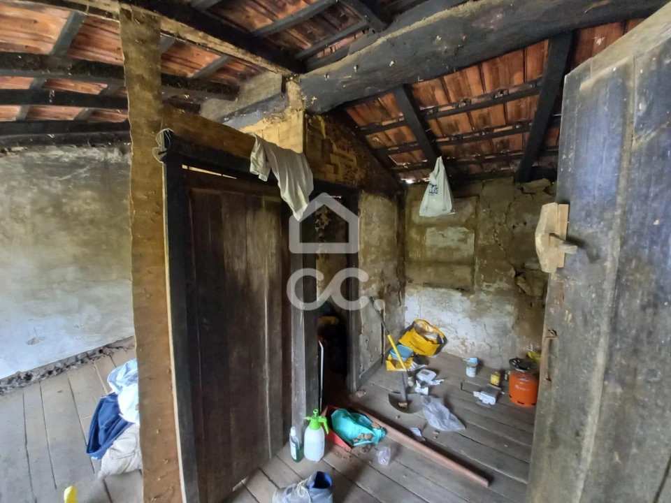 Moradia para Venda em Santa Maria de Emeres Foto 5