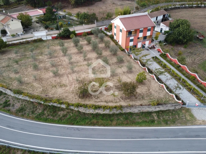 Moradia T6 para Venda em Redondelo Foto 2