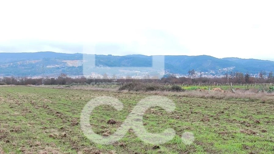 Terreno para Venda em Outeiro Seco