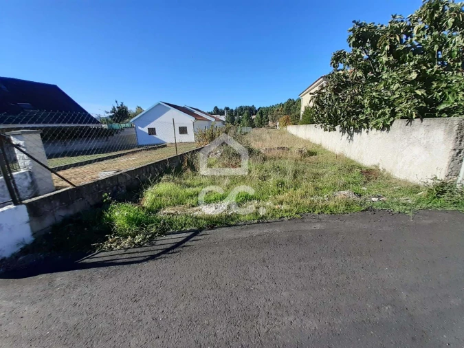 Terreno para Venda em Santa Cruz/Trindade e Sanjurge Foto 1