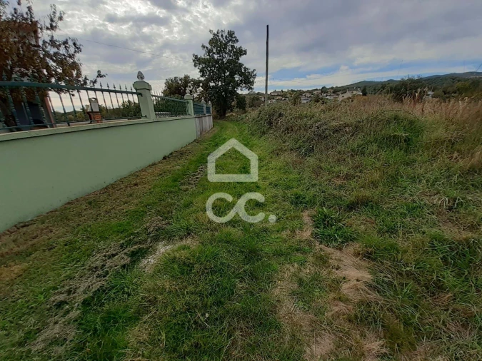 Terreno para Venda em Calvão e Soutelinho da Raia Foto 1