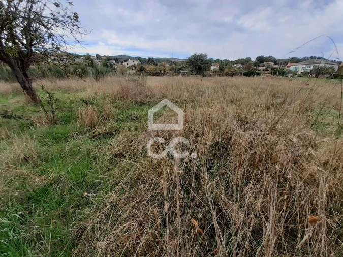Terreno para Venda em Calvão e Soutelinho da Raia Foto 4