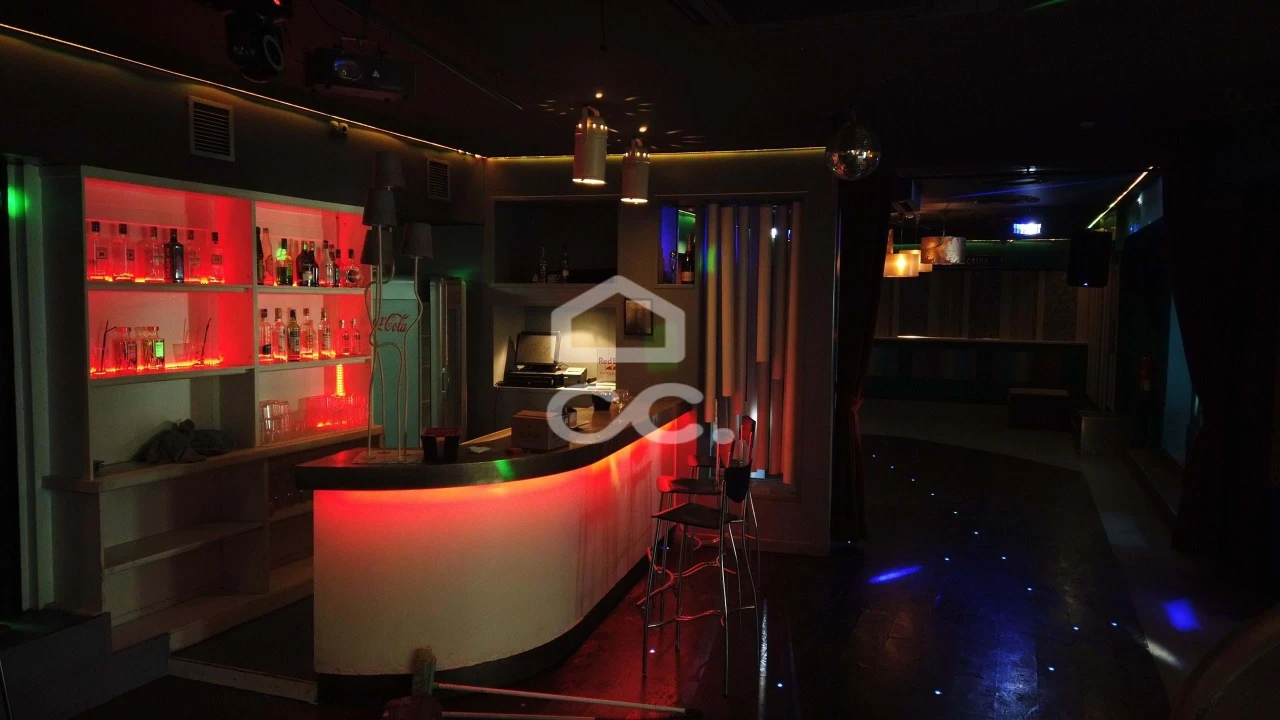 Negócio para Venda em Santa Maria Maior Foto 8