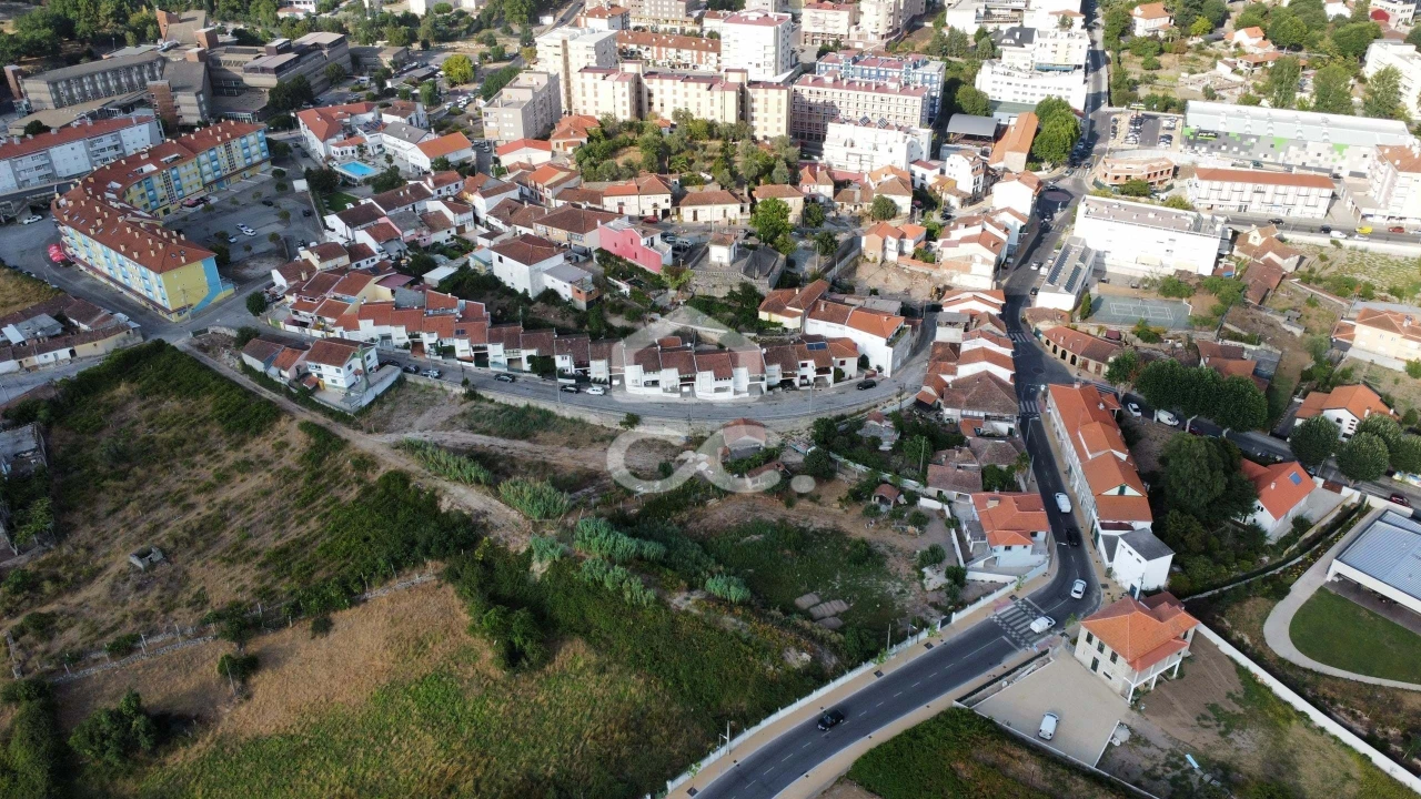 Terreno para Venda em Santa Maria Maior Foto 2