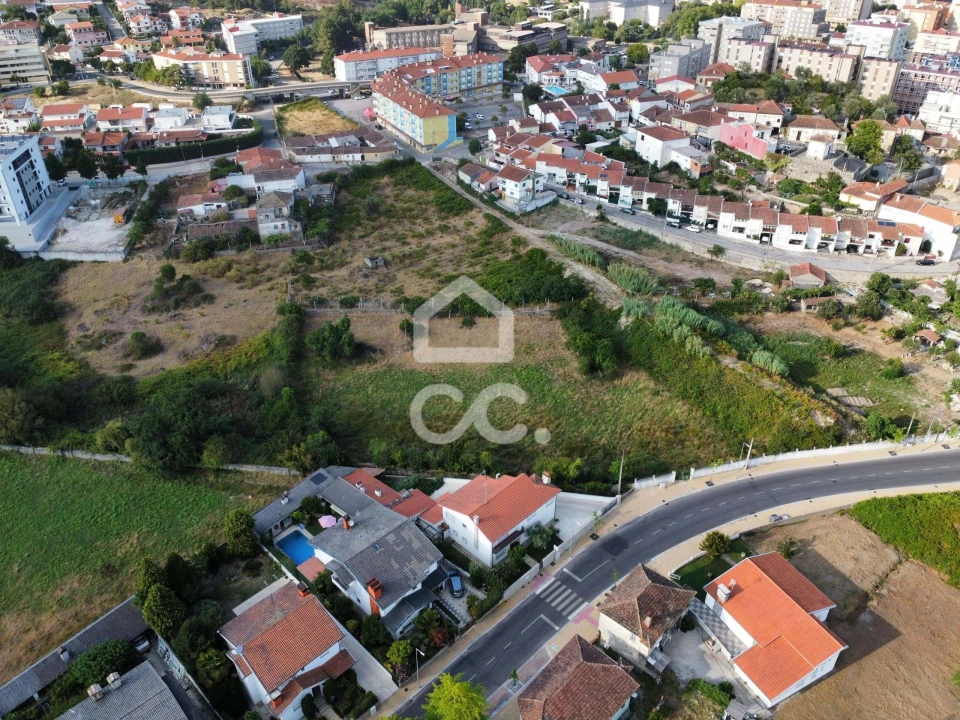 Terreno para Venda em Santa Maria Maior Foto 1