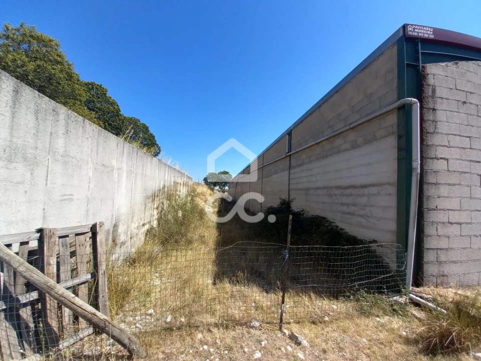 Armazém para Venda em Serapicos Foto 12