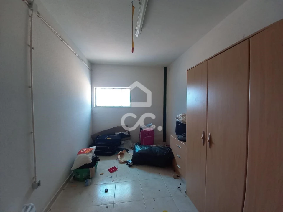 Armazém para Venda em Serapicos Foto 13