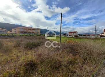 Terreno para Venda em Vilar de Nantes