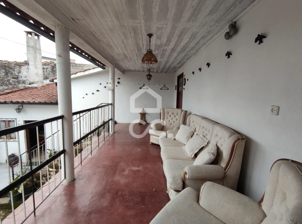 Moradia T3 para Venda em Santa Maria Maior Foto 27