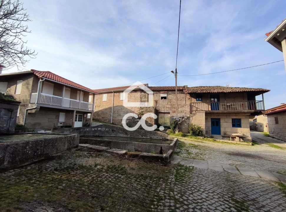 Moradia T2 para Venda em Vilar de Perdizes e Meixide Foto 21