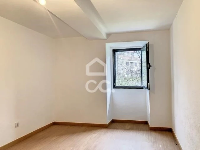 Moradia T2 para Venda em Vilar de Perdizes e Meixide Foto 6