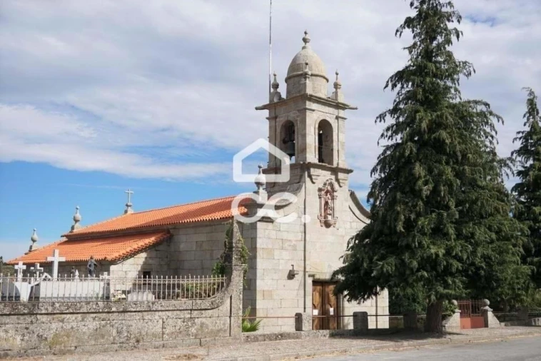Moradia T2 para Venda em Vilar de Perdizes e Meixide Foto 19