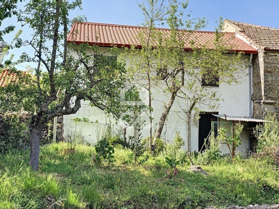 Moradia T2 para Venda em Vilar de Perdizes e Meixide Foto 14