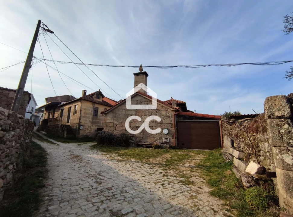 Moradia T2 para Venda em Vilar de Perdizes e Meixide Foto 16