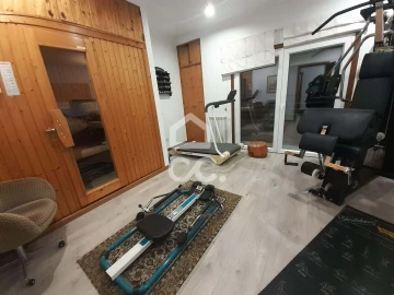 Apartamento T5 para Venda em Santa Maria Maior