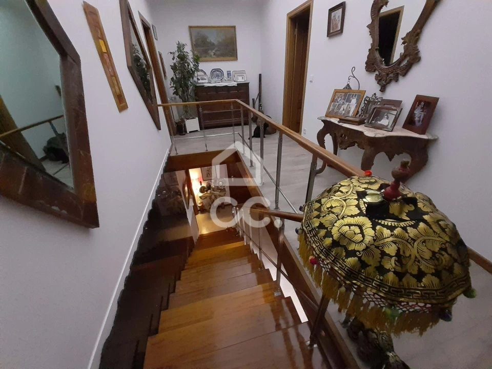 Apartamento T5 para Venda em Santa Maria Maior Foto 11