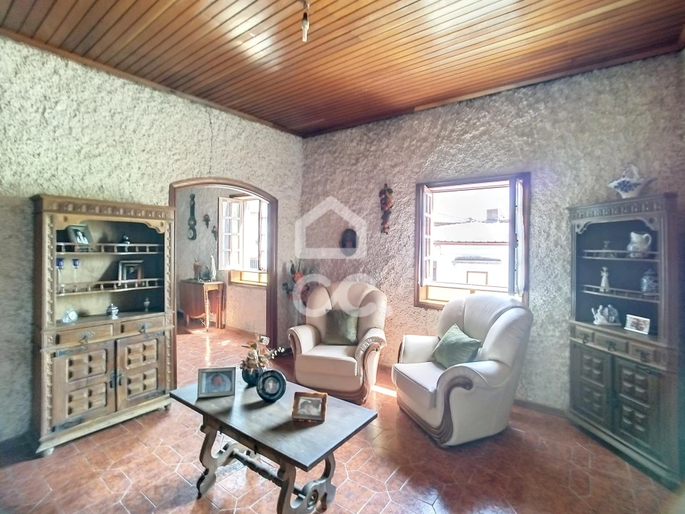 Moradia T3 para Venda em Vilela Seca Foto 38