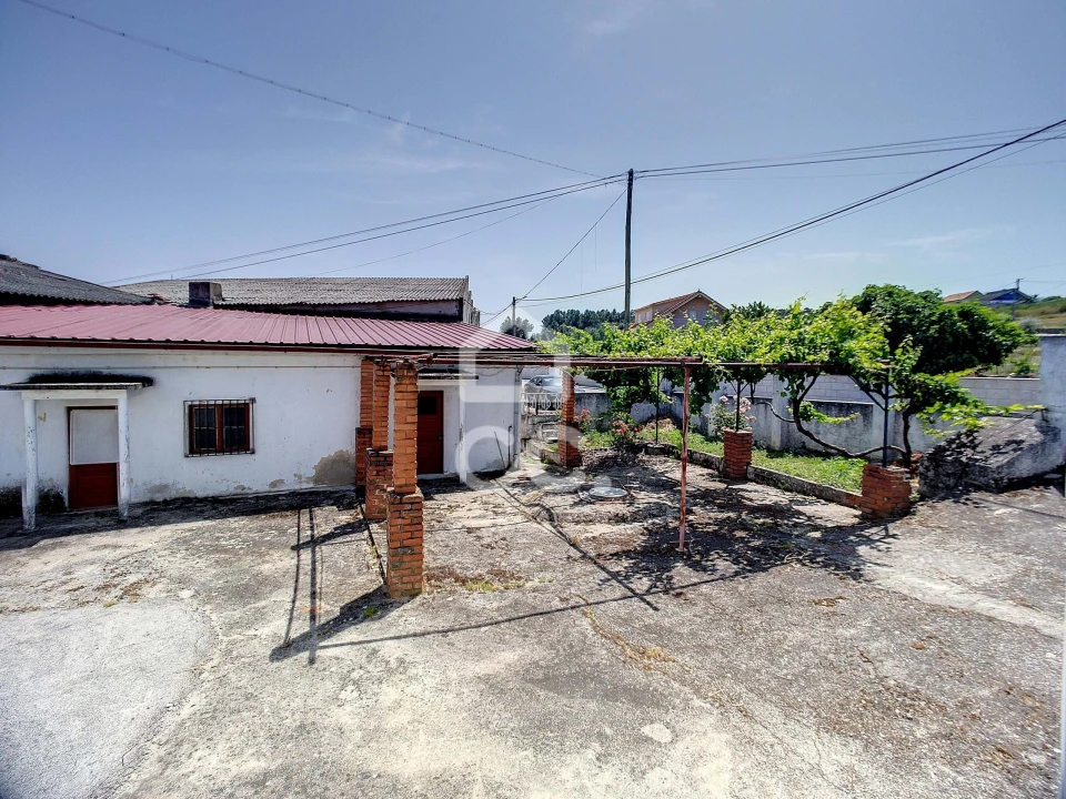 Moradia T3 para Venda em Vilela Seca Foto 23