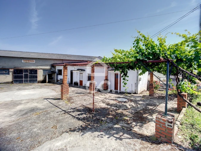 Moradia T3 para Venda em Vilela Seca Foto 25