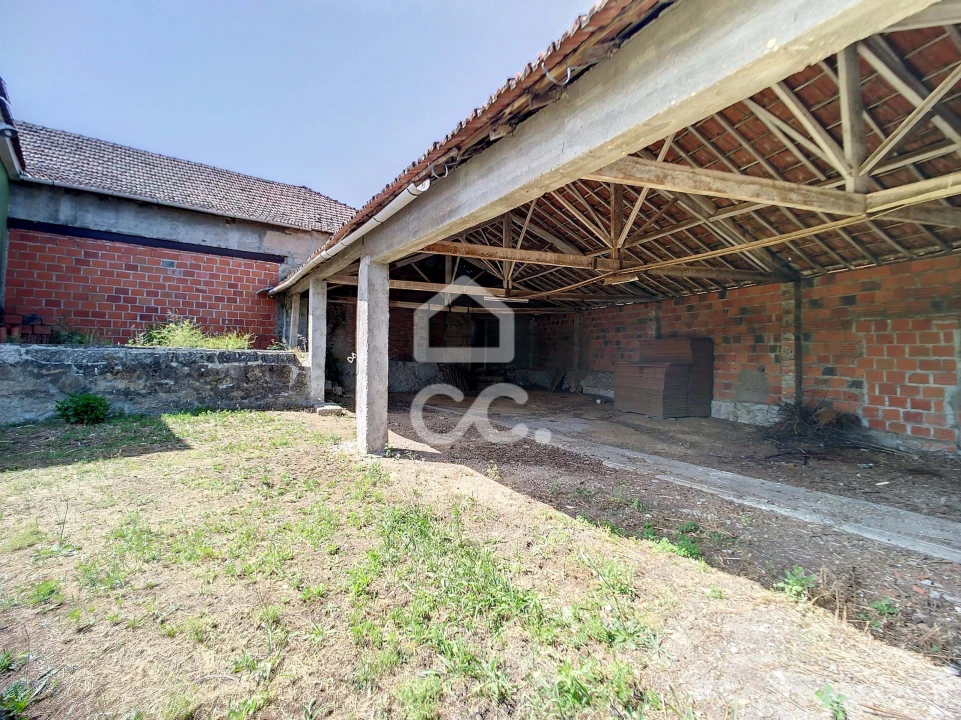 Moradia T3 para Venda em Vilela Seca Foto 29