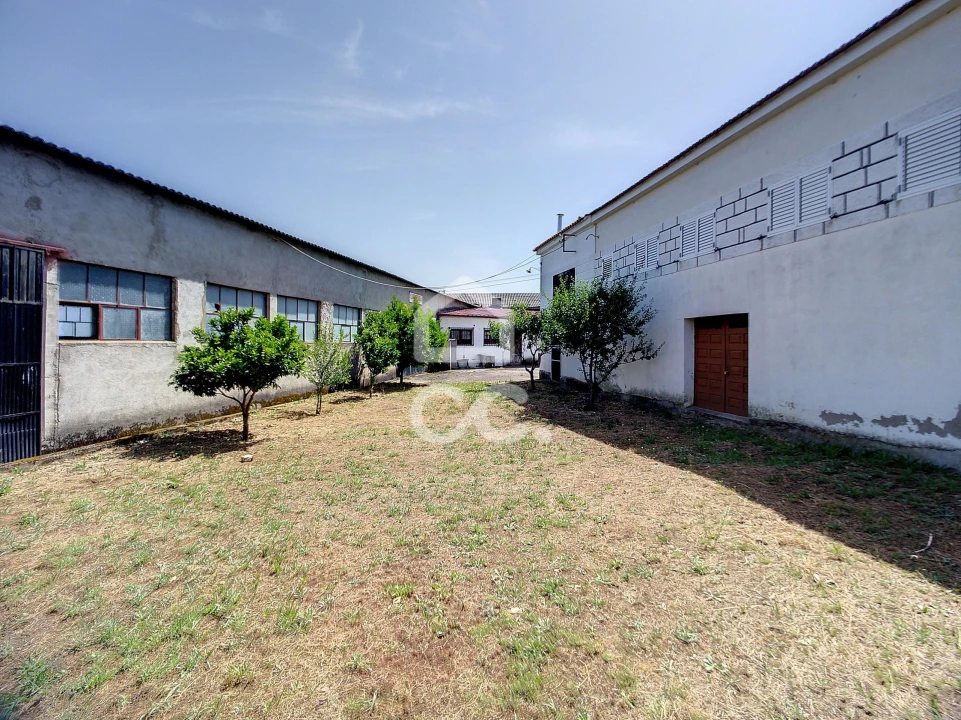 Moradia T3 para Venda em Vilela Seca Foto 27