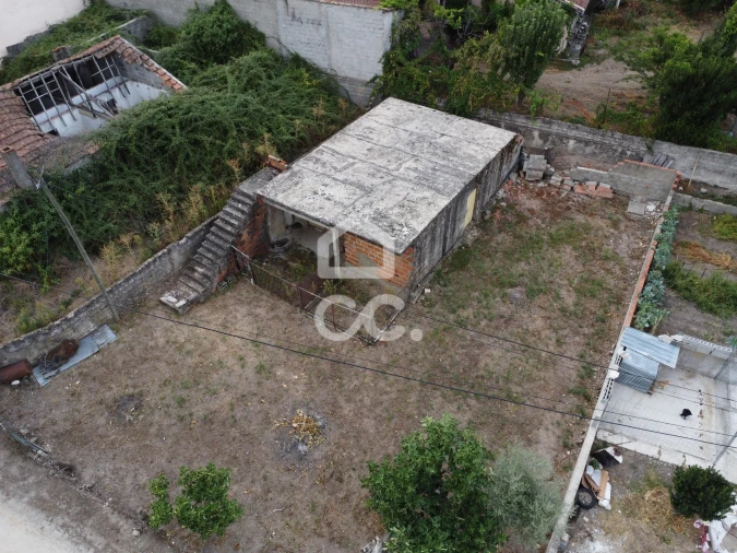 Terreno para Venda em Santa Cruz/Trindade e Sanjurge Foto 1