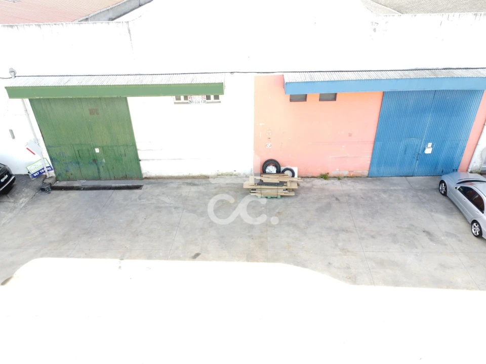 Armazém para Venda em Santa Maria Maior Foto 14