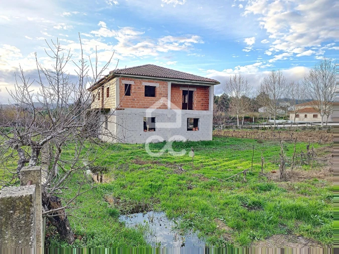 Moradia para Venda em Santa Cruz/Trindade e Sanjurge Foto 2