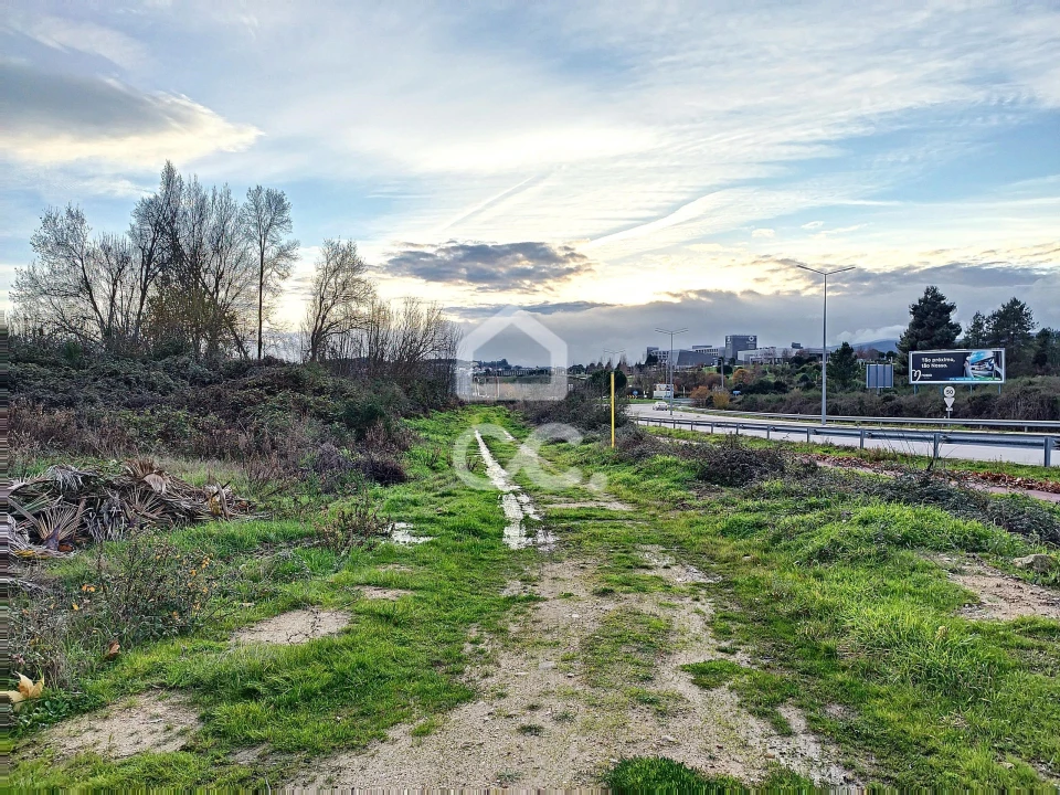 Moradia para Venda em Santa Cruz/Trindade e Sanjurge Foto 22