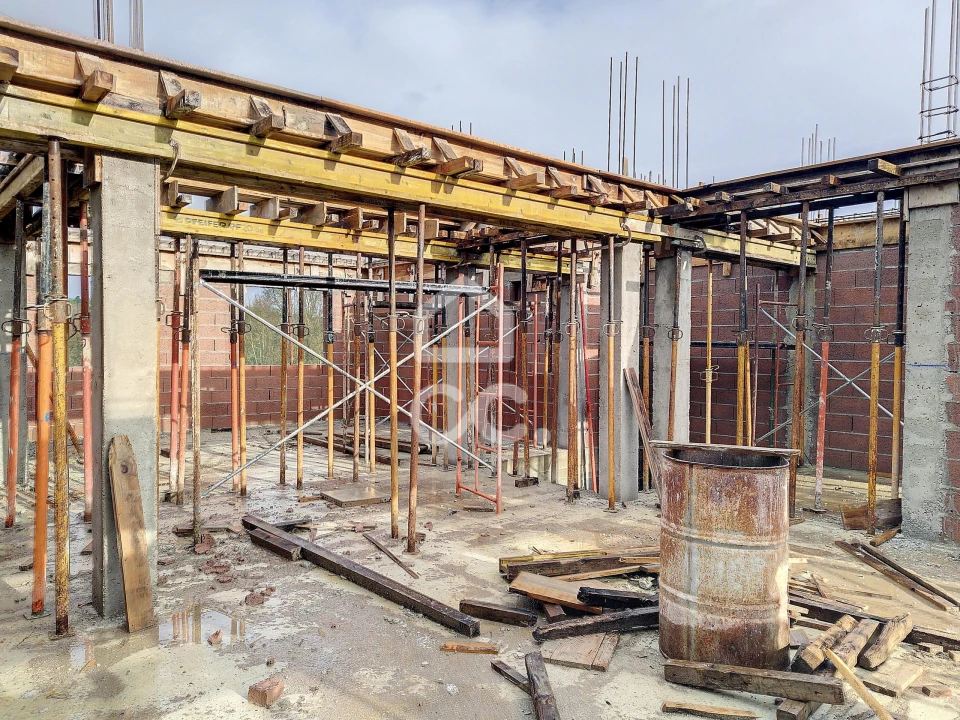 Moradia T3 para Venda em Curalha Foto 11