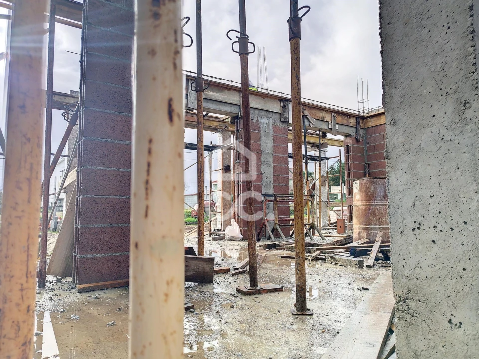 Moradia T3 para Venda em Curalha Foto 12