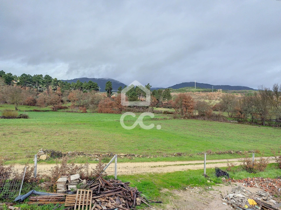 Moradia T3 para Venda em Curalha Foto 24