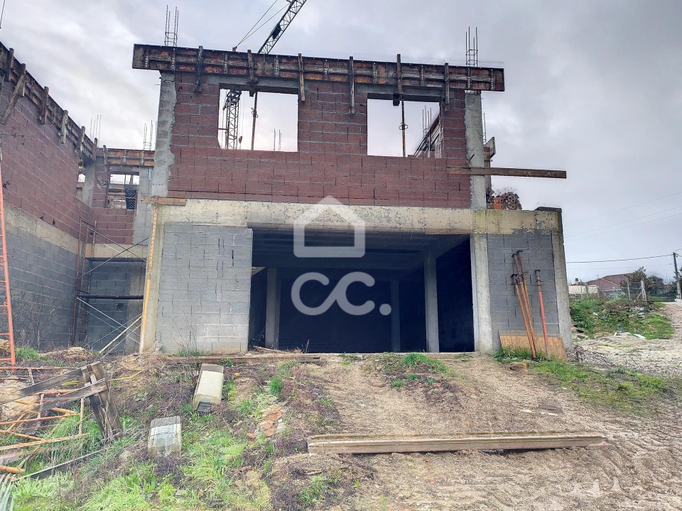 Moradia T3 para Venda em Curalha Foto 3