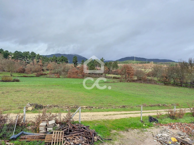 Moradia T3 para Venda em Curalha Foto 24