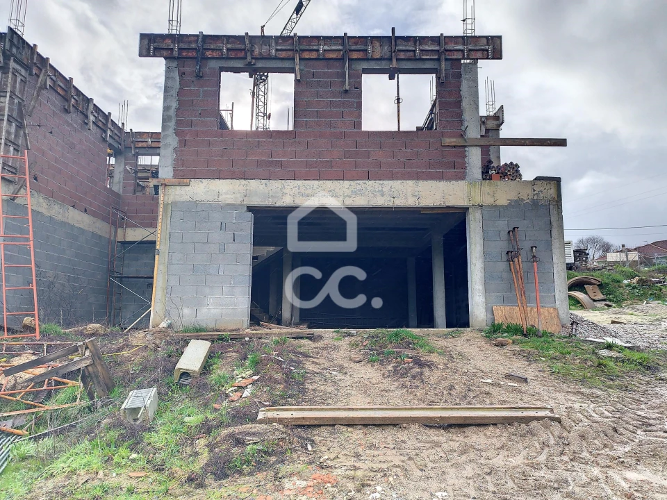 Moradia T3 para Venda em Curalha Foto 5