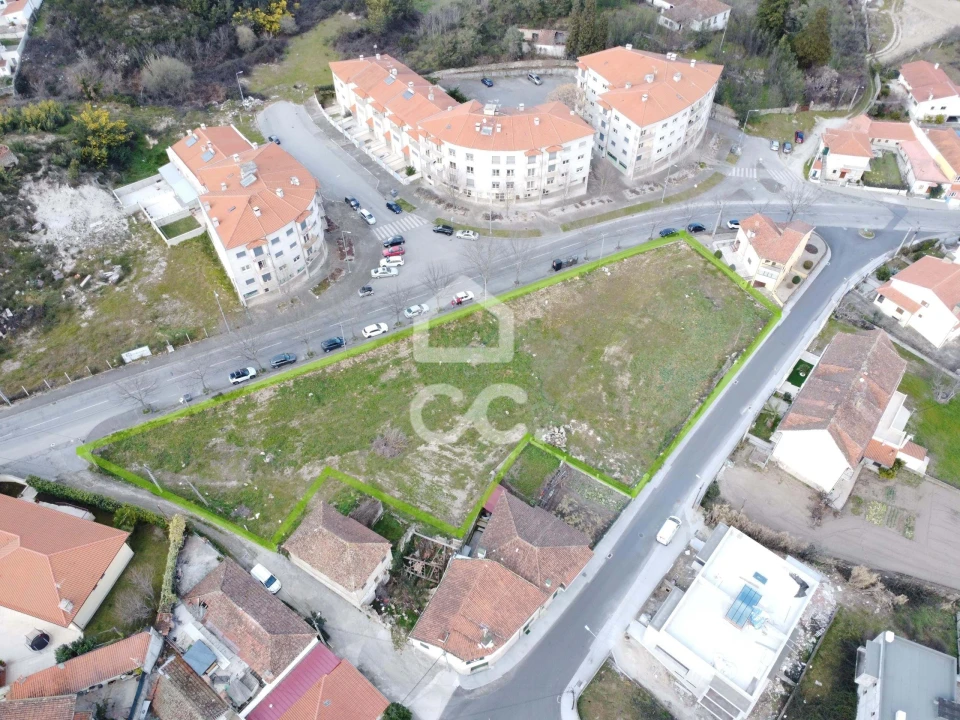 Terreno para Venda em Santa Maria Maior Foto 1