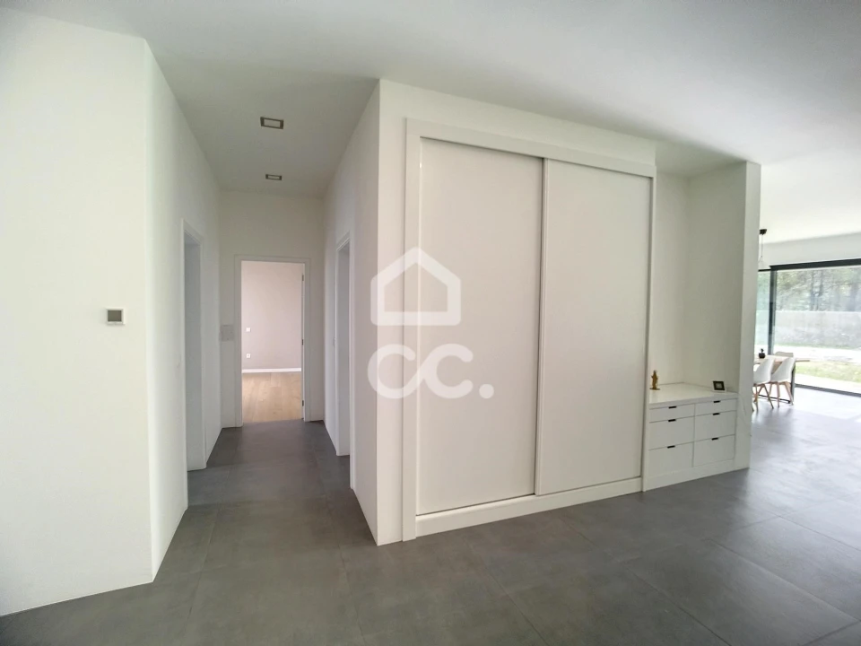 Moradia T5 para Venda em São Pedro de Agostem Foto 14